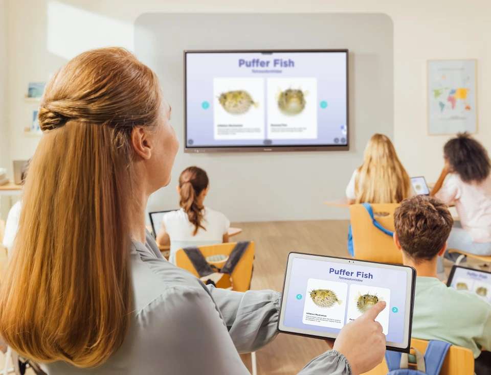 Màn Hình Tương Tác Viewsonic IFP7534 Được Vinh Danh Tại Triển Lãm Education Vietnam 2025